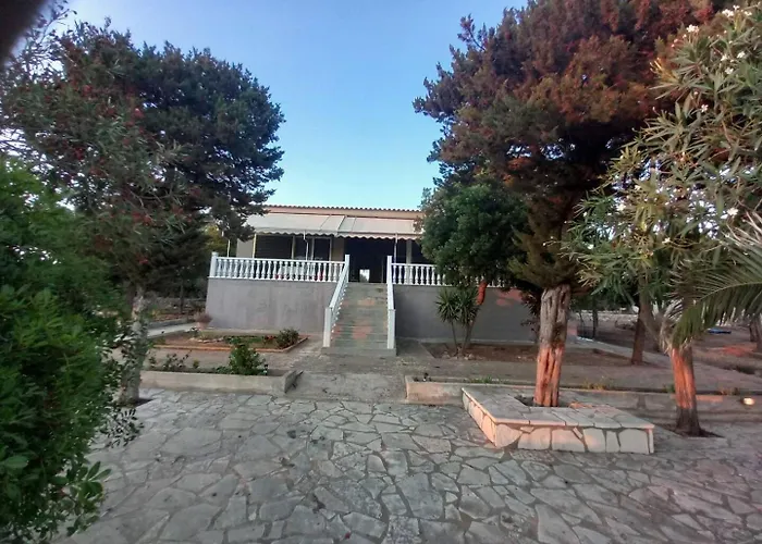 Epicurus House - Dialiskari Kánalos