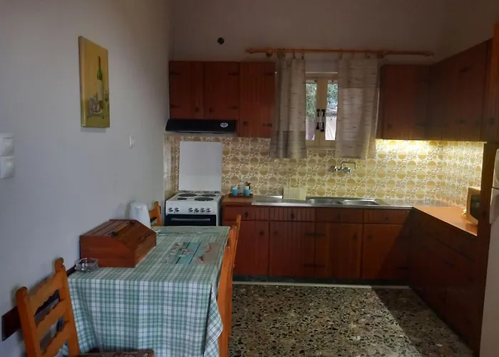 Epicurus House - Dialiskari Kánalos